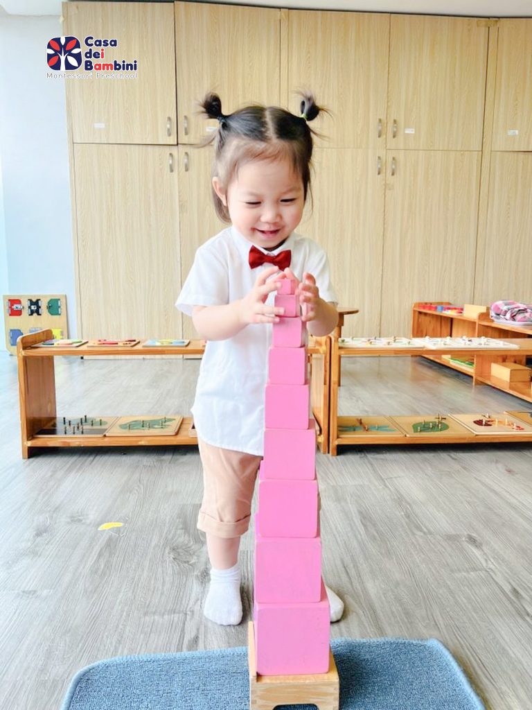 #50 BẬN RỘN TRONG GIỜ MONTESSORI CÙNG CÁC BẠN NHỎ CASA DEI BAMBINI