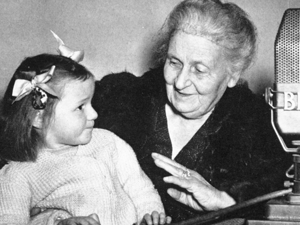 Một số hình ảnh bà Maria Montessori (2)