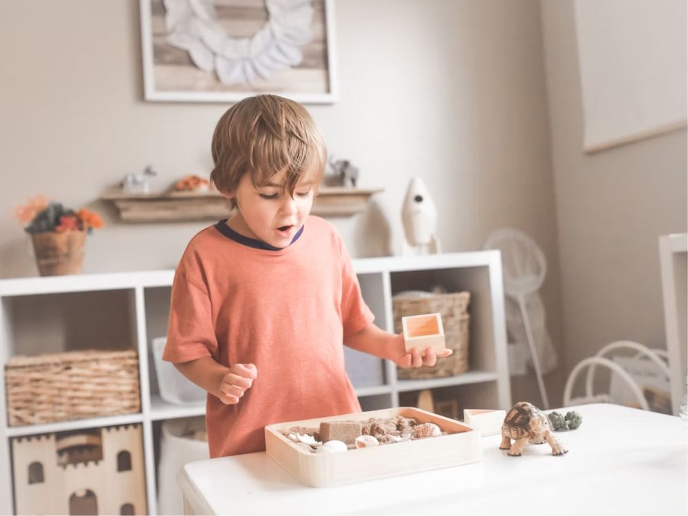 Chọn đồ chơi Montessori cho trẻ 3 - 5 tuổi
