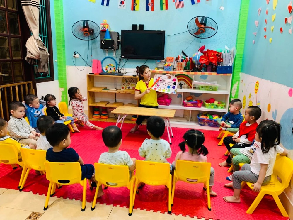 Trường Mầm Non Mặt Trời Bé Thơ Montessori