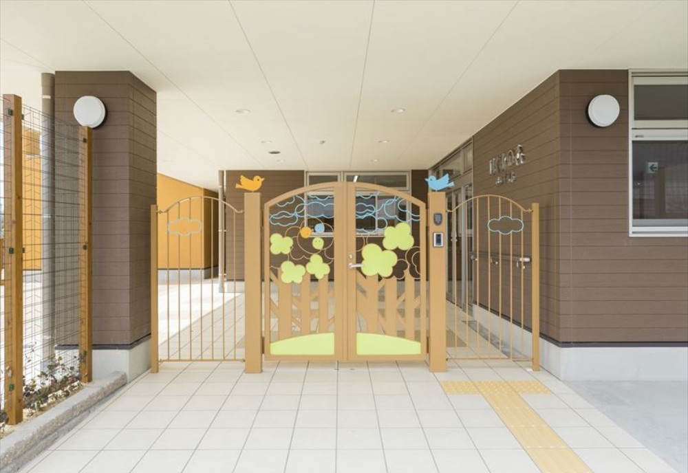 cong truong mam non (3)