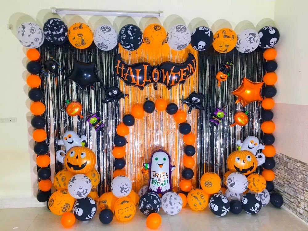 Ý tưởng trang trí Halloween cho sân trường mầm non