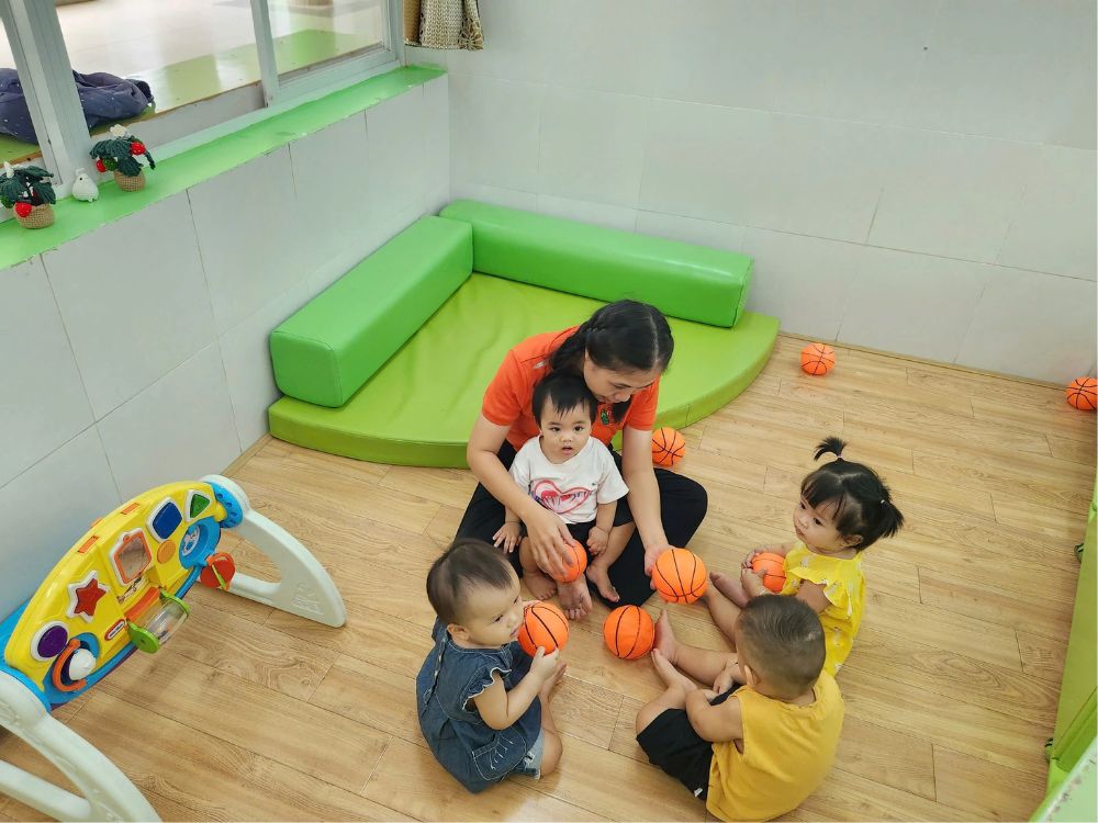 Dựa vào những tiêu chí gì để lựa chọn trường chất lượng cho trẻ 6 tháng tuổi