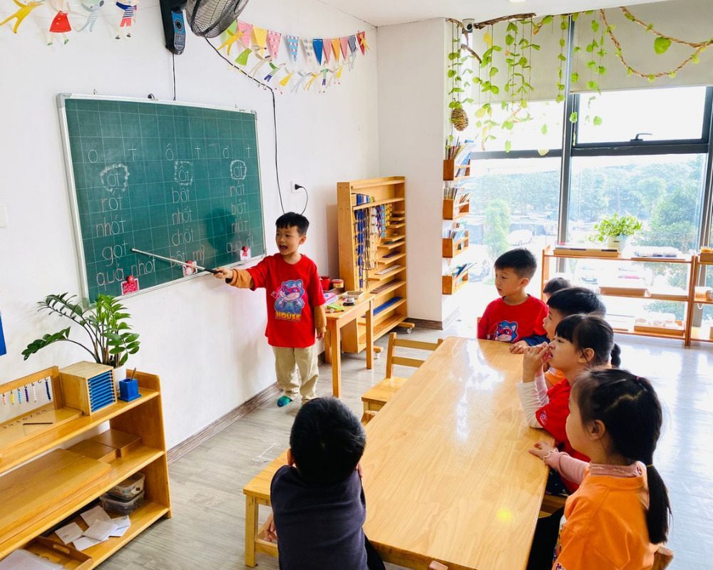 Trẻ mầm non từ 18 tháng tuổi đã có thể tham gia các tiết học