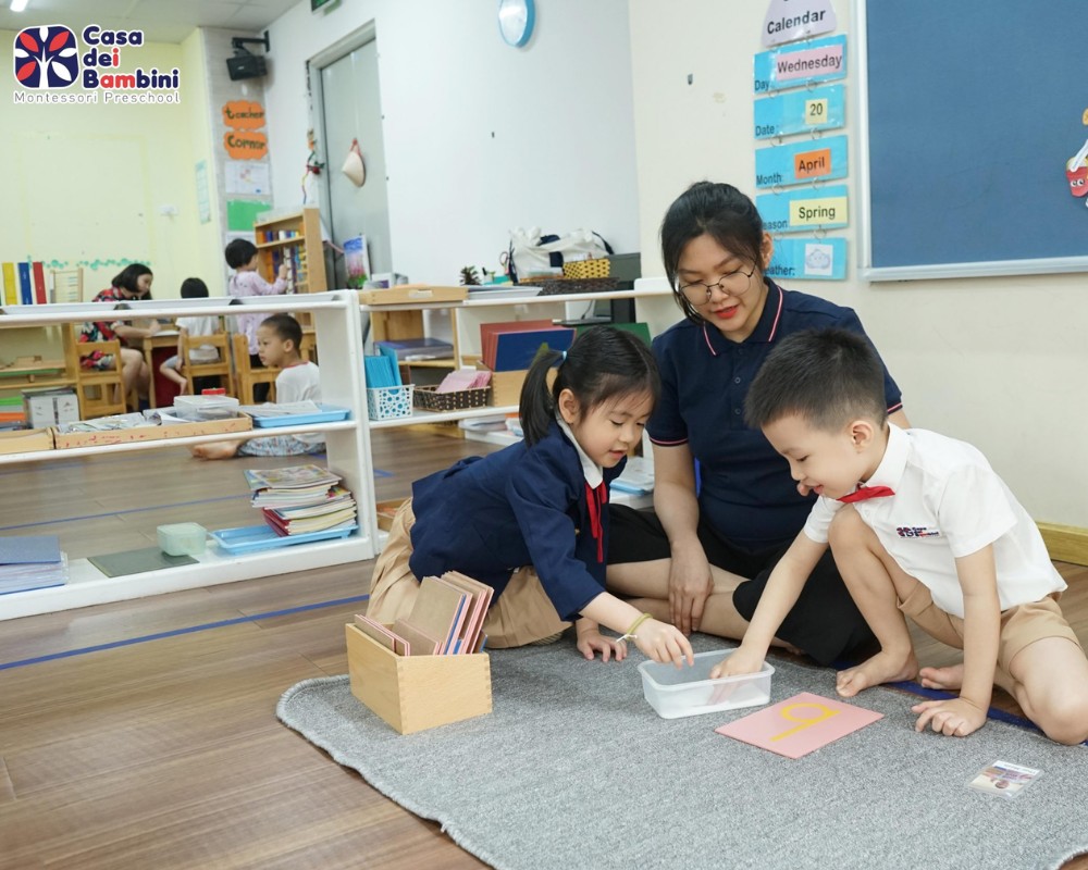 phuong phap montessori va steam 2.3.1 Ưu điểm của phương pháp giáo dục Montessori và STEAM