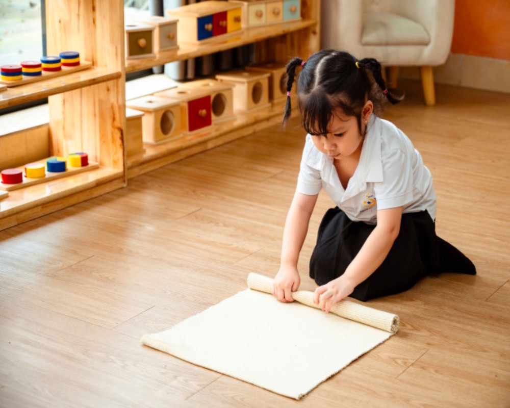 phuong phap montessori va steam 2.4.1 Nhược điểm của phương pháp Montessori