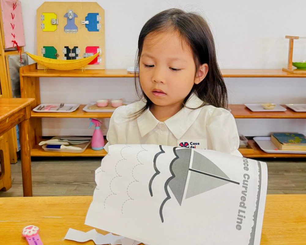 Trang bị thêm các món đồ thủ công để kích thích trí sáng tạo cho bé
