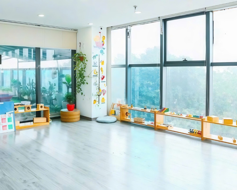 Trang trí lớp học Montessori cho trẻ 0-3 tuổi